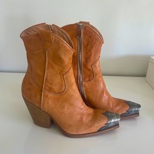 Free People NWOT Brayden Western Boot size 6